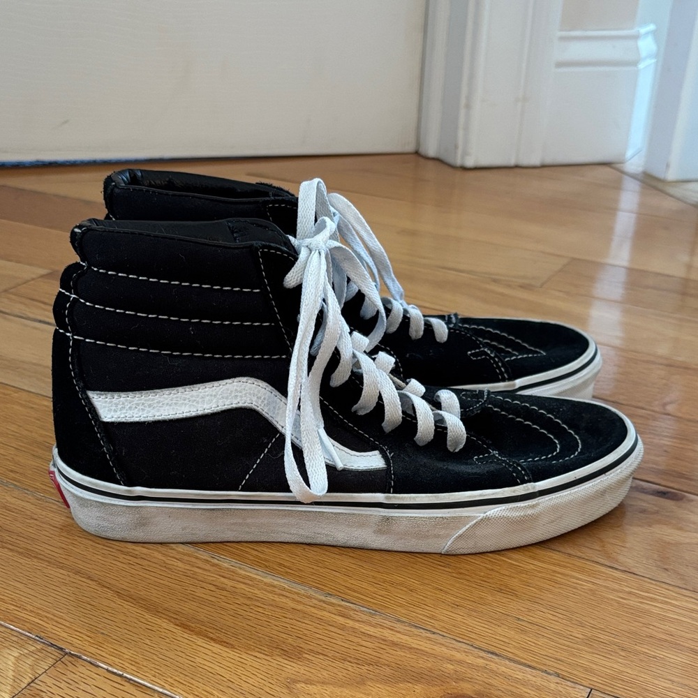 Vans Classic Shoes (Sk8-Hi)